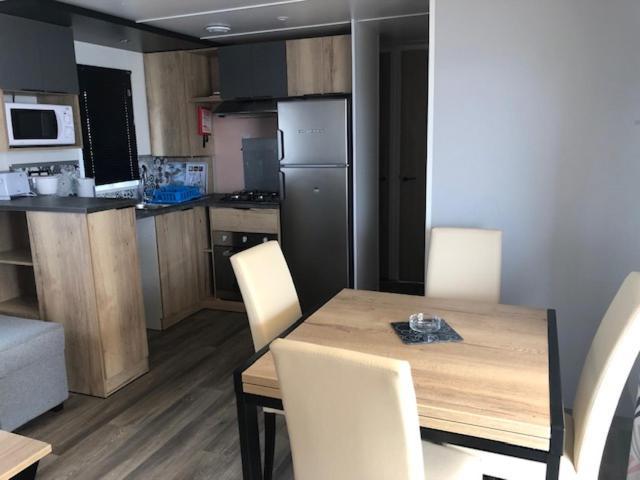 Mobilhome Canet En Roussillon - Canet Plage Loc Exterior photo